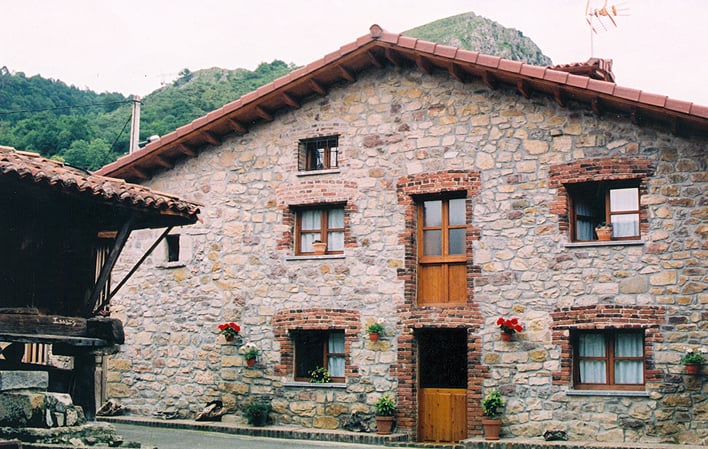  Casa NIvia* Casa rural en Las Rozas, Cangas de Onís.