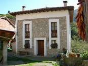  La Escuela** Collau de Andrín. Cangas de Onís.