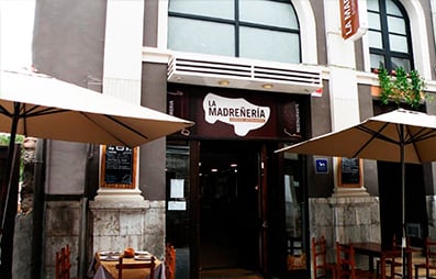 El Monarca Barrio de San Antonio, 22. Cangas de Onís.